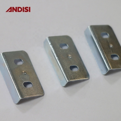 L 가구 스틸 평면각 브래킷 커넥터 0.8mm 두께와 32x17x8.23mm 크기